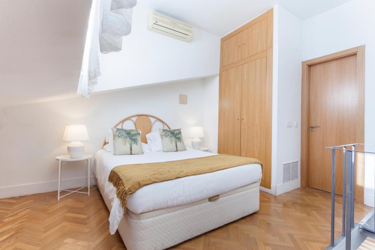 Apartamento MIT House Barquillo Duplex en Madrid Exterior foto