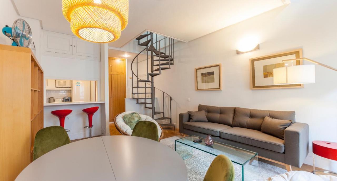 Apartamento MIT House Barquillo Duplex en Madrid Exterior foto